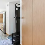 Apartment Botanic Gardens With Free Garage By Renters *