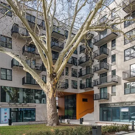 Botanic Gardens With Free Garage By Renters Lägenhet