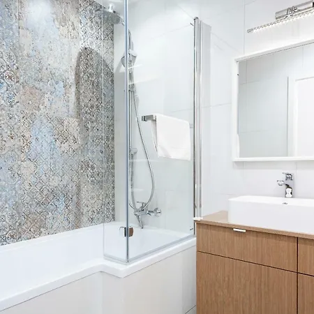 Апартаменты Botanic Gardens Apartment In Wroclaw By Noclegi Renters Вроцлав