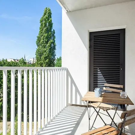 Апартаменты Botanic Gardens Apartment In Wroclaw By Noclegi Renters