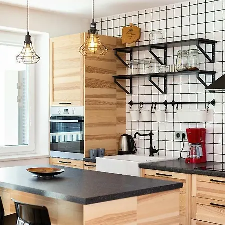 Botanic Gardens Apartment In Wroclaw By Noclegi Renters Вроцлав