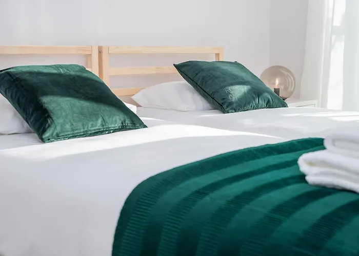 Botanic Gardens With Free Garage By Renters 브로츠와프